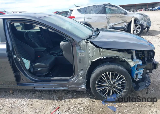 3KPF54AD5RE723318: 40543871