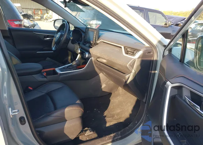 2T3J1RFV5NW296807: 40548251