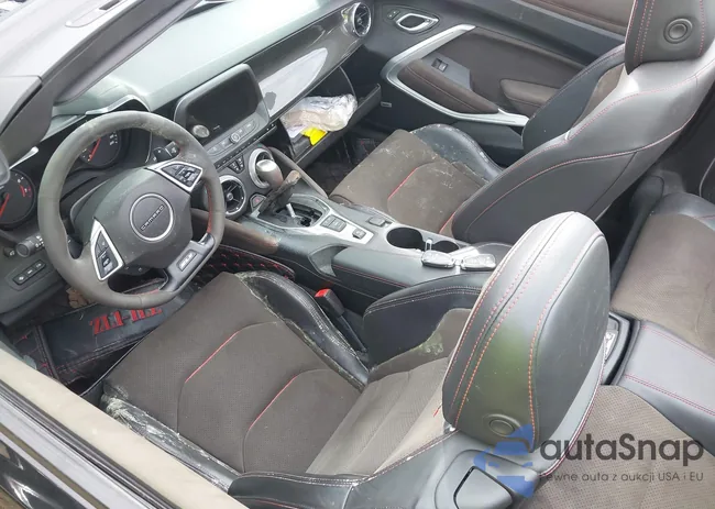 1G1FK3D61J0144428: 40551238