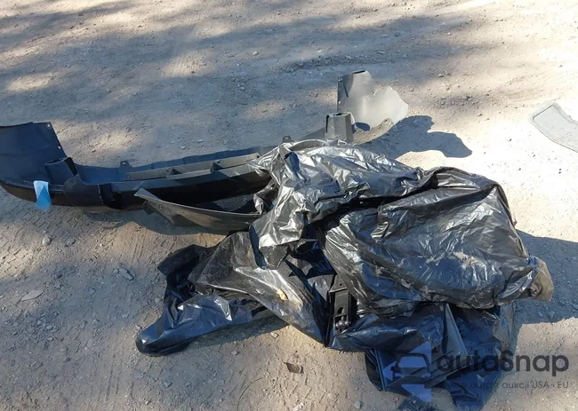 1N6DD26S32C330241: 40555617