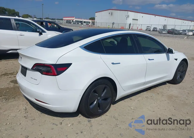 5YJ3E1EB6KF433356: 40557104