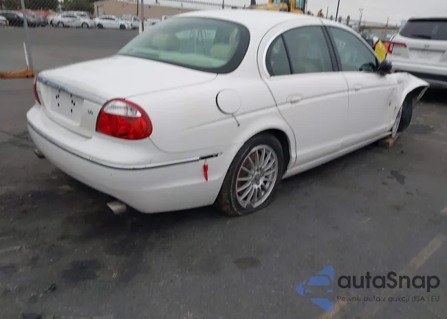 SAJWA01A96FN58211: 40557173