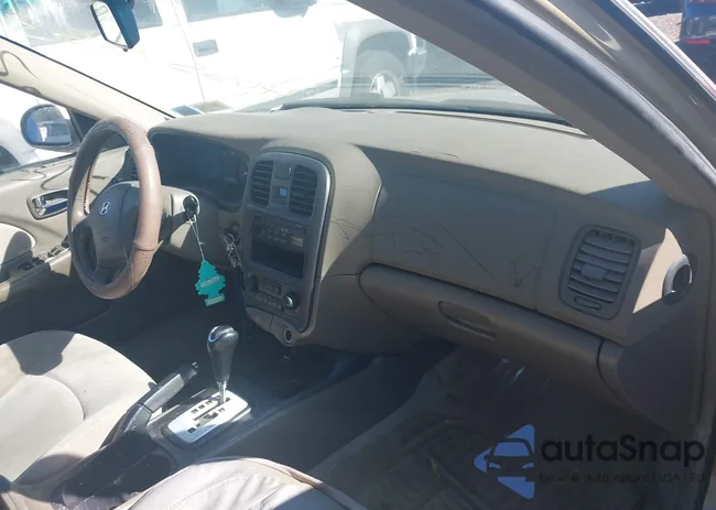 KMHWF25S32A669872: 40557553