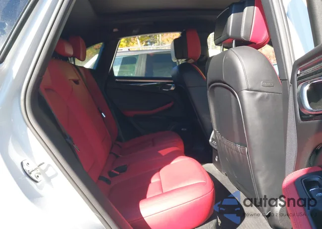 WP1AA2A57LLB04462: 40561772