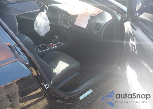 2C3CDXGJ2KH661945: 40562700