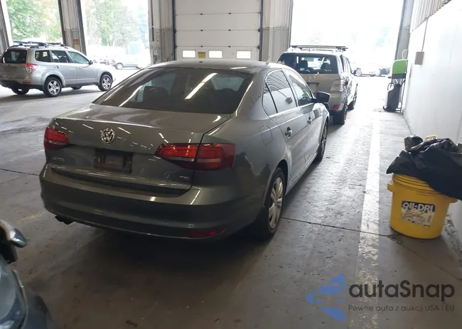 3VW2B7AJ2HM317030: 40563890