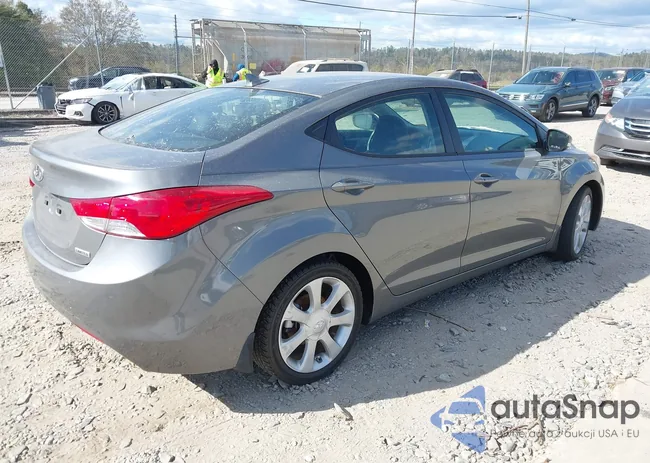 5NPDH4AE1DH268107: 40566935