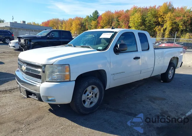 1GCEK19J37E503360: 40570420