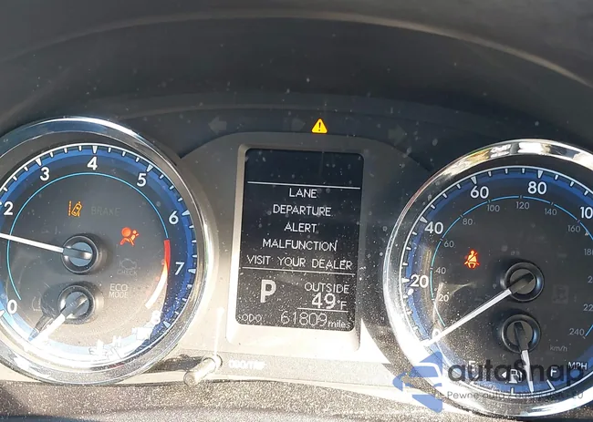 2T1BURHE0HC858135: 40571865