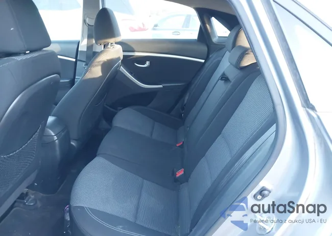 KMHD35LH3GU275657: 40572359