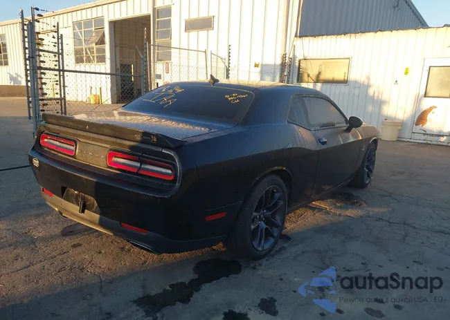 2C3CDZFJ2MH526979: 40575046