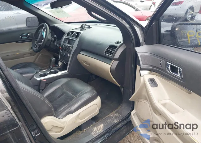 1FM5K8B86FGA16474: 40575399