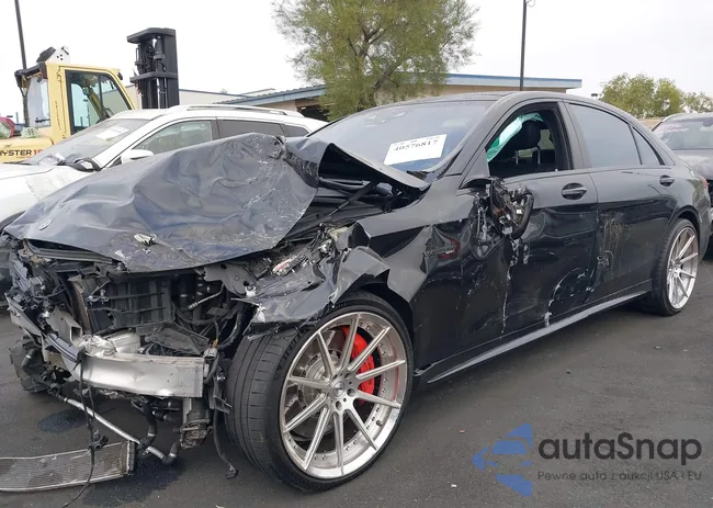 WDDUG8JB1KA436273: 40576817