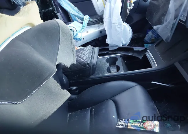 5YJ3E1EC0MF050802: 40577770