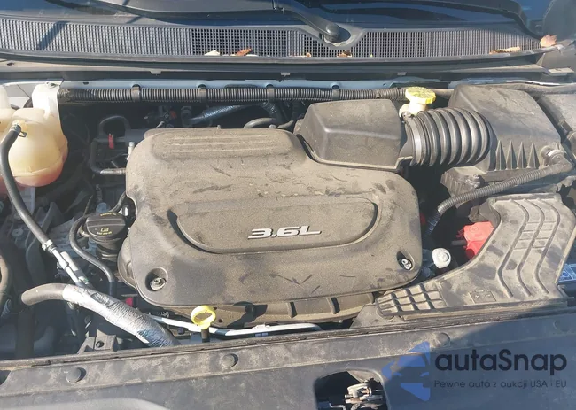 2C4RC1GG4JR252185: 40579856