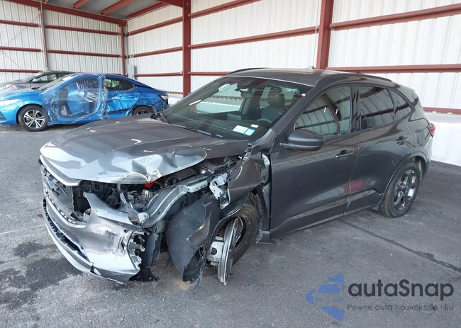 1FMCU9MN8RUA12278: 40582058