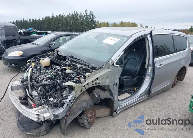 2C4RC1GG8JR314221: 40584866