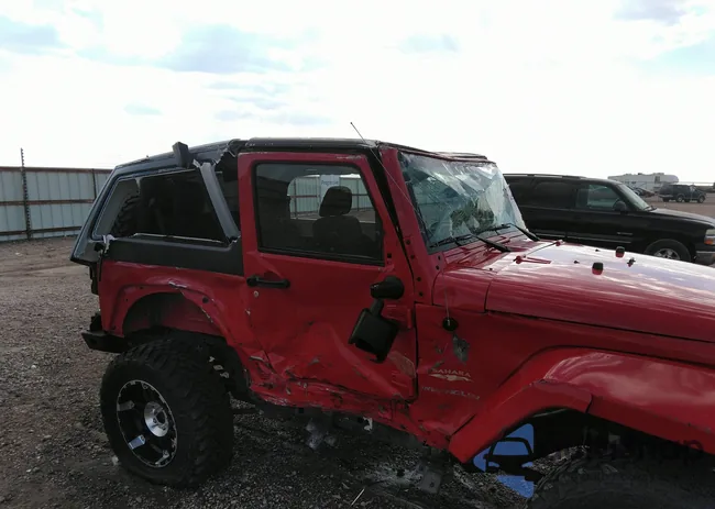 1C4AJWBG7CL195807: 40587832