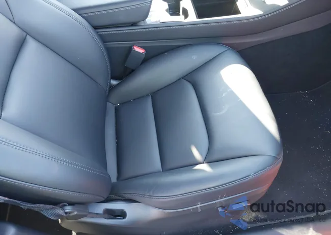 7SAYGDEE1NA020048: 40593914