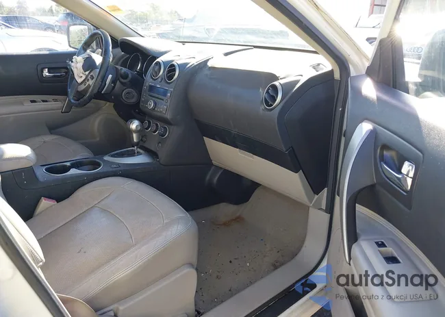 JN8AS58V28W132623: 40596294