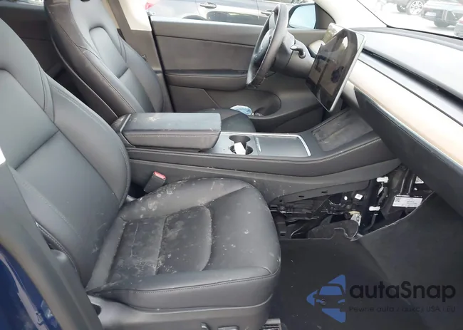 7SAYGDEE0NA004990: 40600821