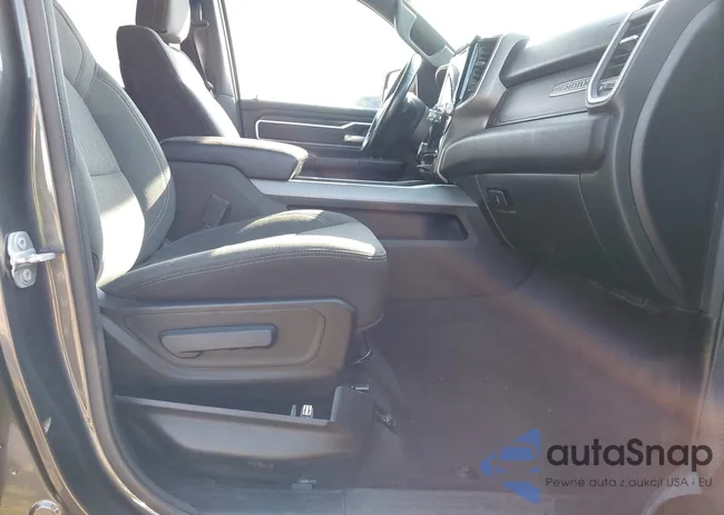 1C6RREFM1NN152262: 40601073