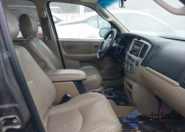 4F2CZ96123KM50250: 40604852