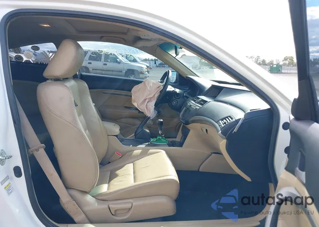 1HGCS2A80BA006404: 40604003