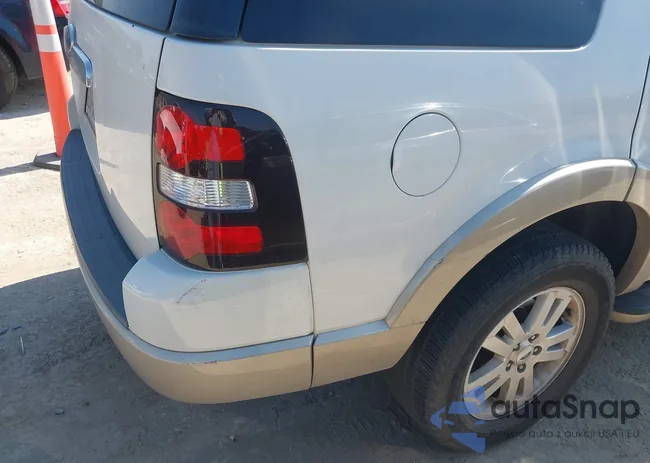 1FMEU64E68UA55491: 40606277