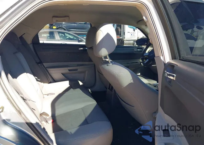 2C3LA43R17H609961: 40607756