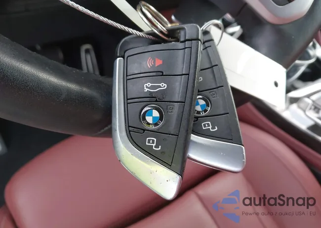 5UX2V5C08M9E77880: 40607823