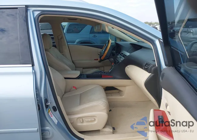 2T2ZK1BA7AC031228: 40611656