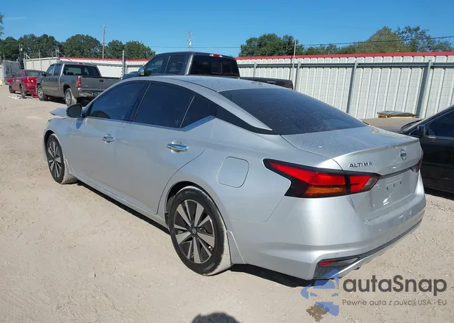 1N4BL4DV1KC131393: 40611015