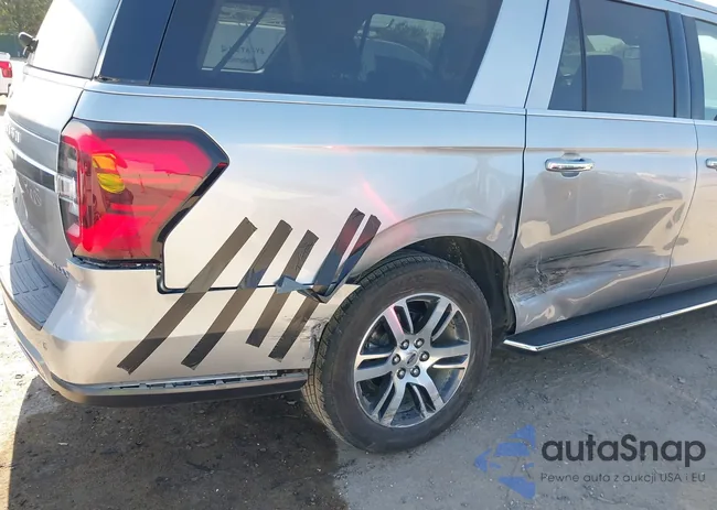 1FMJK1K83PEA54232: 40611212