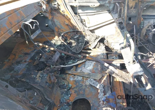 2C3CDXHG4NH197595: 40612814