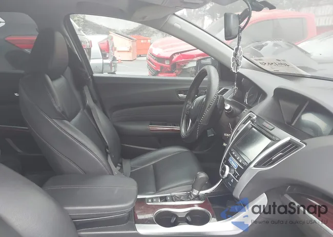 19UUB1F39FA024370: 40615650