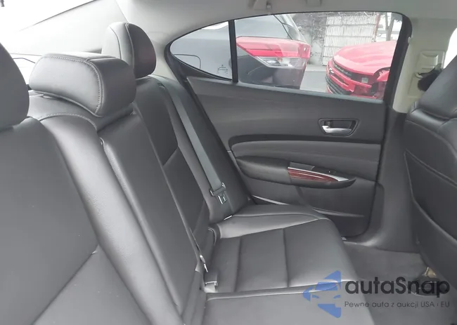 19UUB1F39FA024370: 40615650