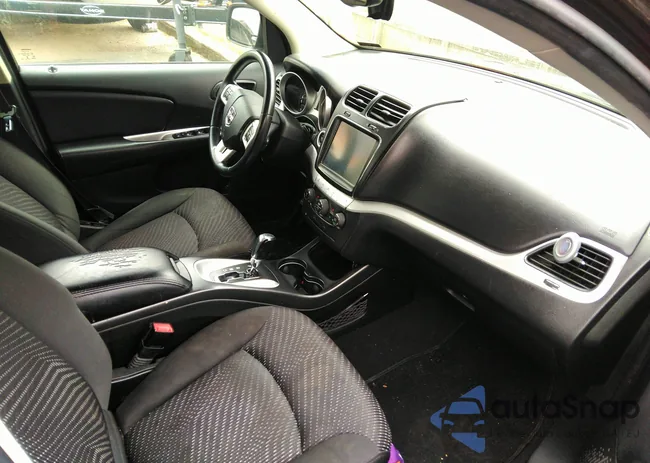 3C4PDCBG9GT165847: 40616672