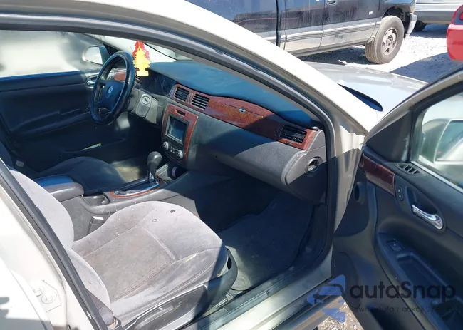 2G1WG5EK8B1160012: 40618133