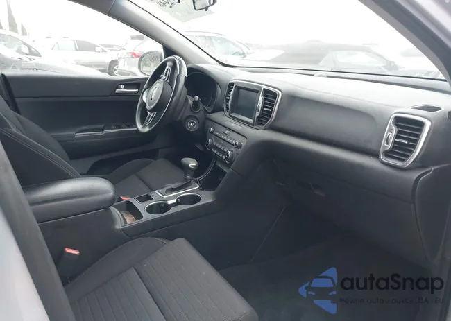 KNDPMCAC5H7102586: 40619448