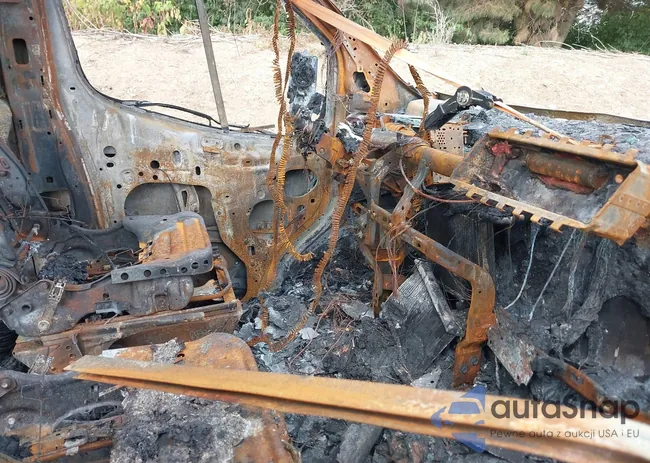 1FTYR2CM2KKA85871: 40619490