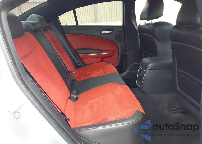 2C3CDXGJ6NH210344: 40620485