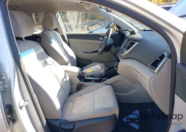 KM8J3CA2XHU391669: 40620536