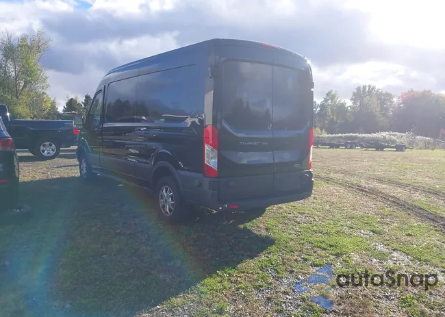 1FTYR2CM2FKA84290: 40621404