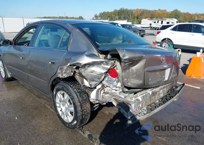 1N4AL11D25C381011: 40622466