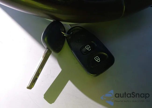 KM8JU3AG9EU931582: 40622077