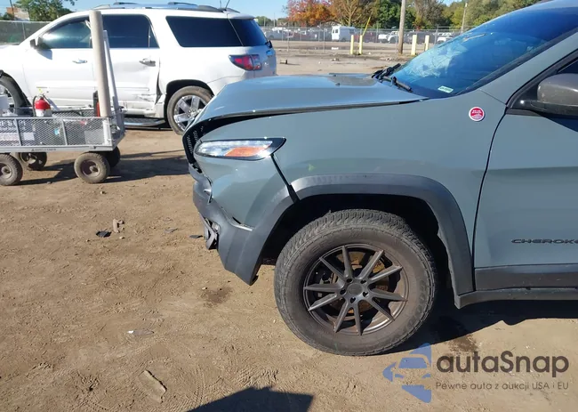 1C4PJMBB6FW595024: 40623597