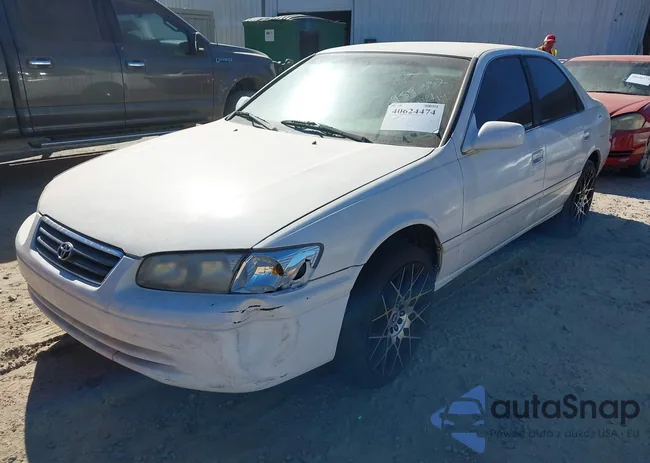 4T1BG22K6YU954332: 40624474