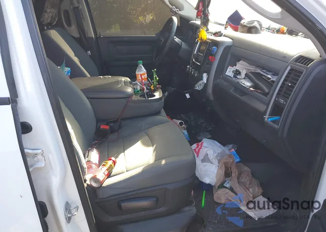 1C6RR6FT9HS610021: 40625378