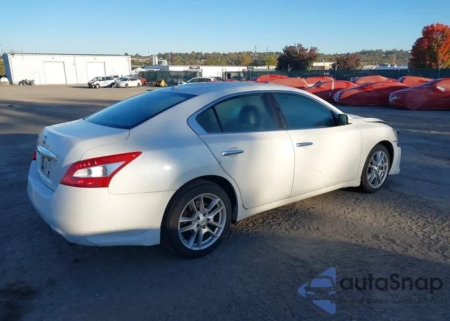 1N4AA5AP8BC821610: 40626380